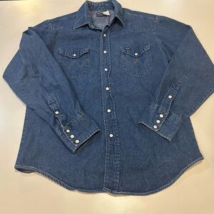 Wrangler Men’s Blue Denim Button-Up Snap Shirt Size 16.5x34
